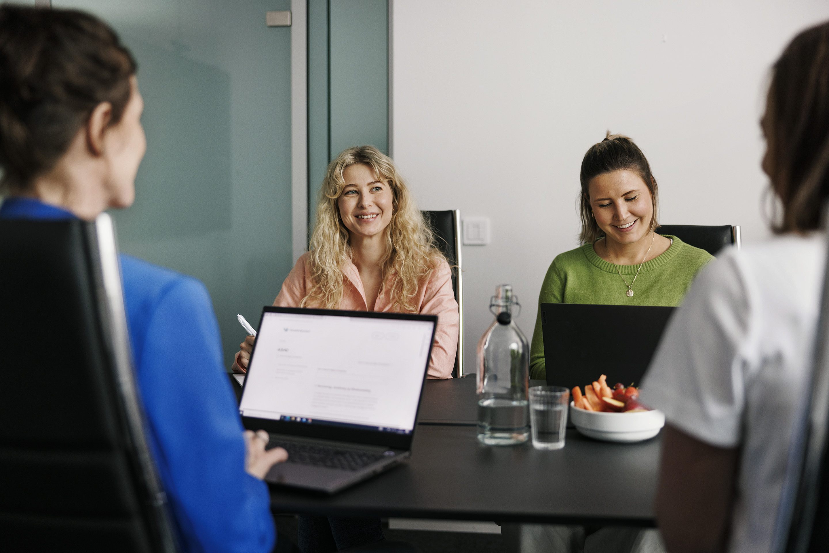 Psykolog /                                  Psykolog-                                            spesialist